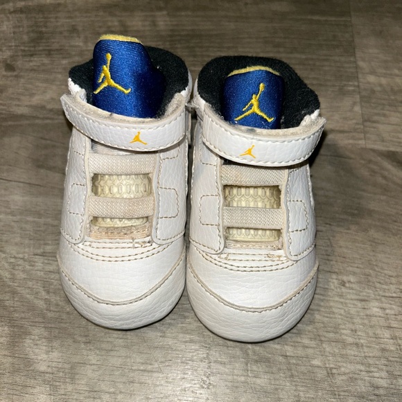 Jordans - Picture 3 of 3